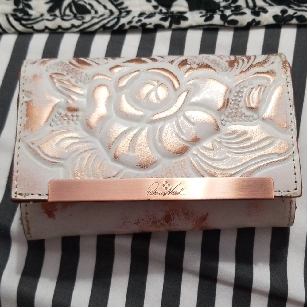 Patricia nash trifold wallet